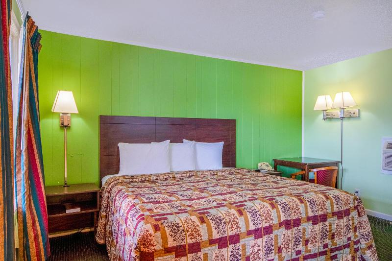 OYO Travelier Motel image