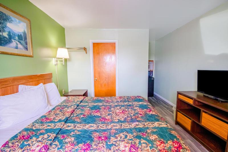 OYO Travelier Motel image
