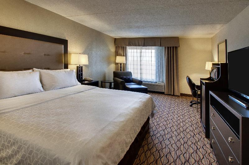 Holiday Inn Express Baltimore - BWI Airport West photo 21