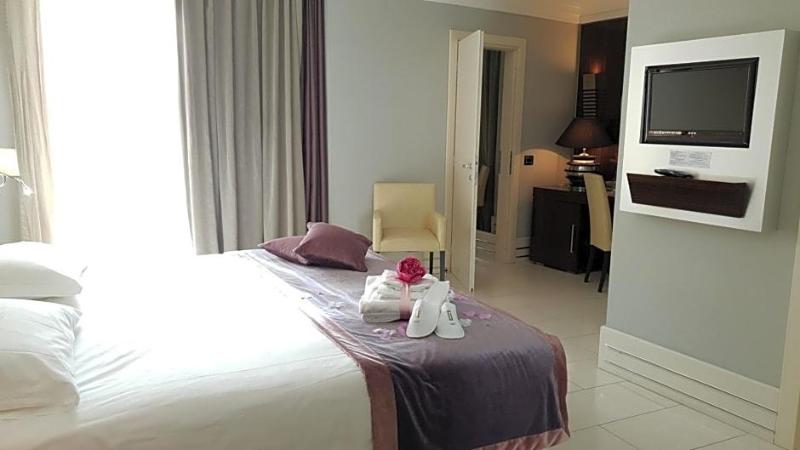 Gabri Park Hotel image