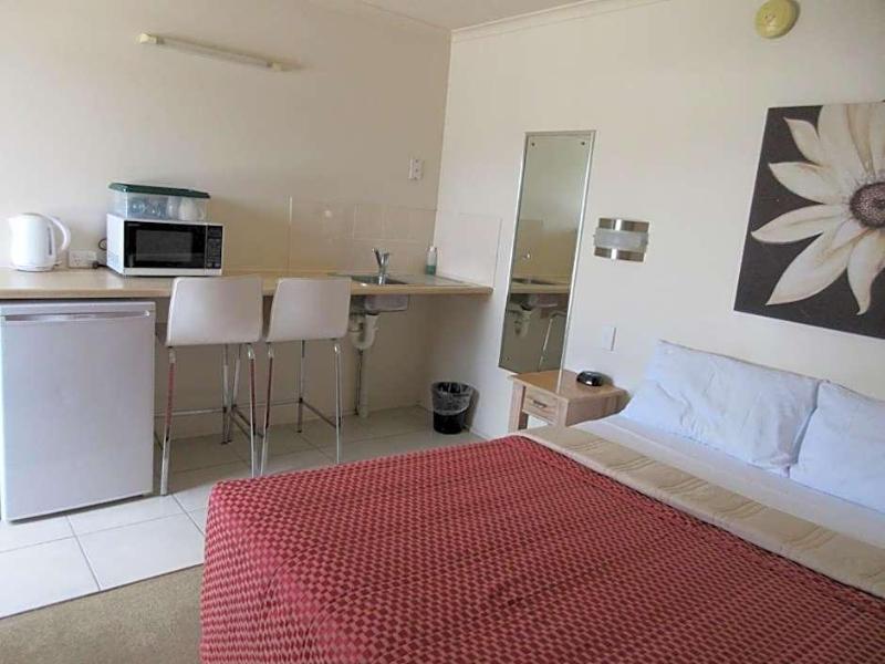 Nambour Lodge Motel — general view