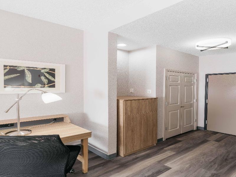 Townhome Inn & Suites in Cordova image