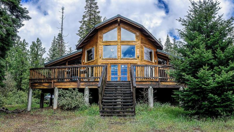 Green Springs Inn & Cabins image