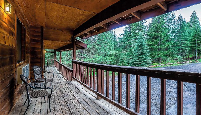 Green Springs Inn & Cabins image