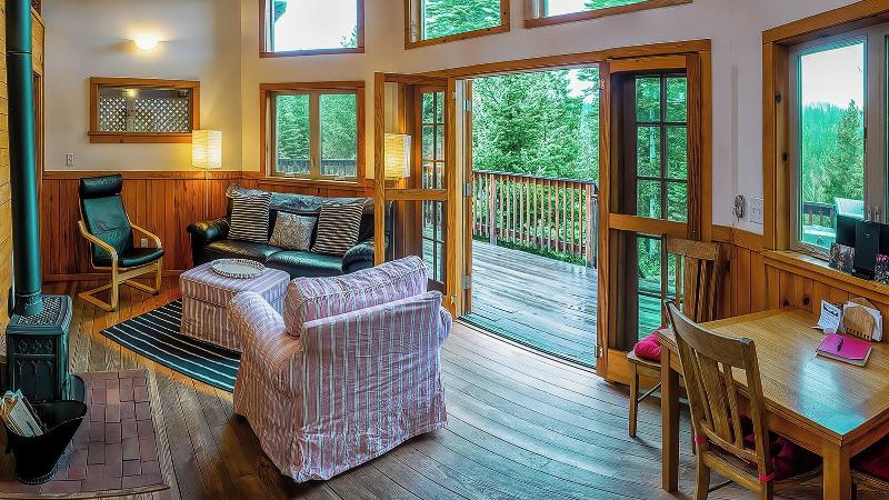 Green Springs Inn & Cabins image
