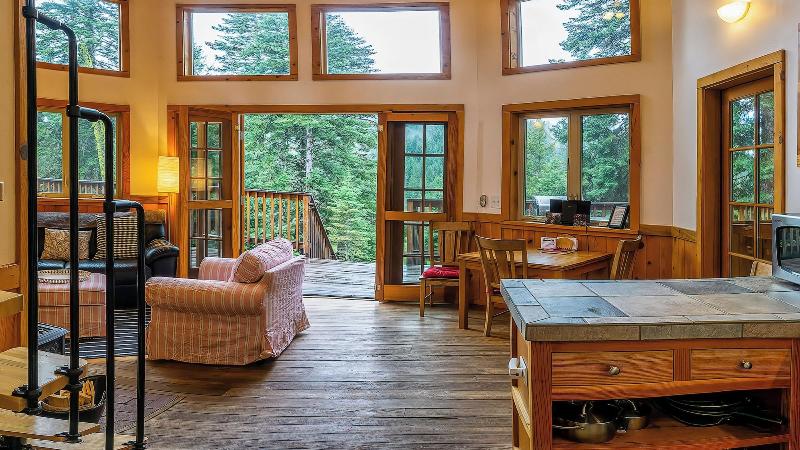 Green Springs Inn & Cabins image