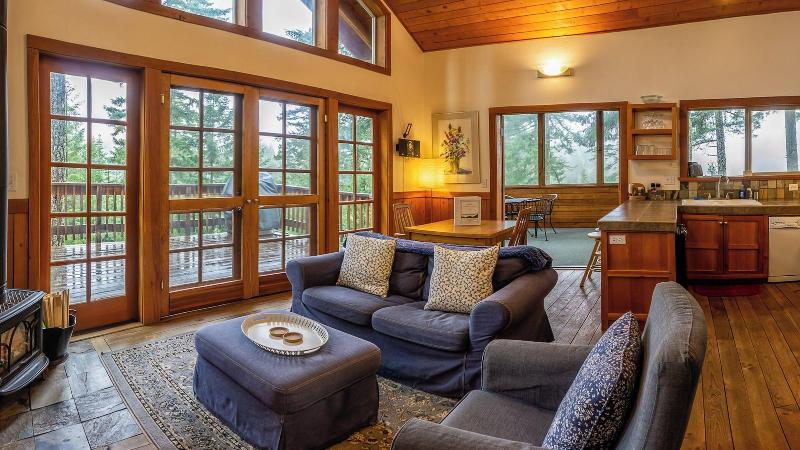Green Springs Inn & Cabins image