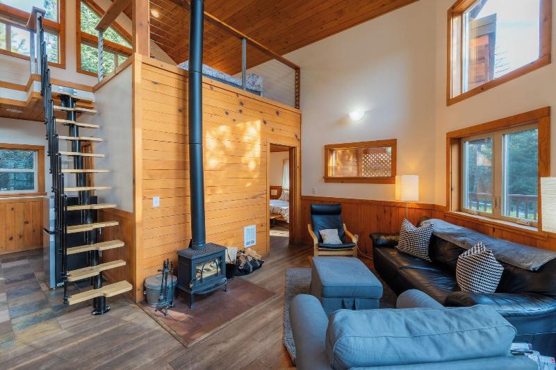 Green Springs Inn & Cabins image