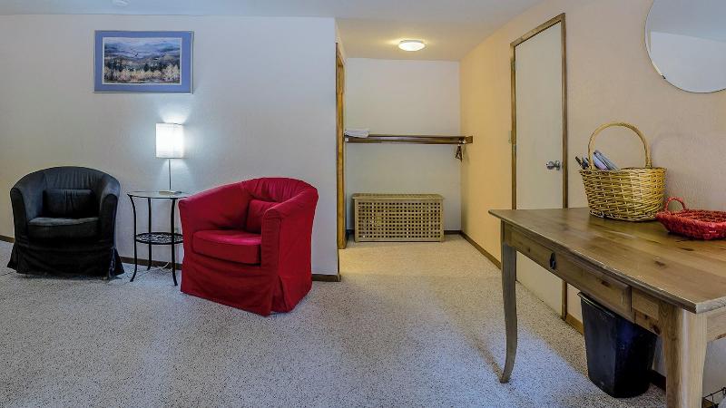 Green Springs Inn & Cabins image
