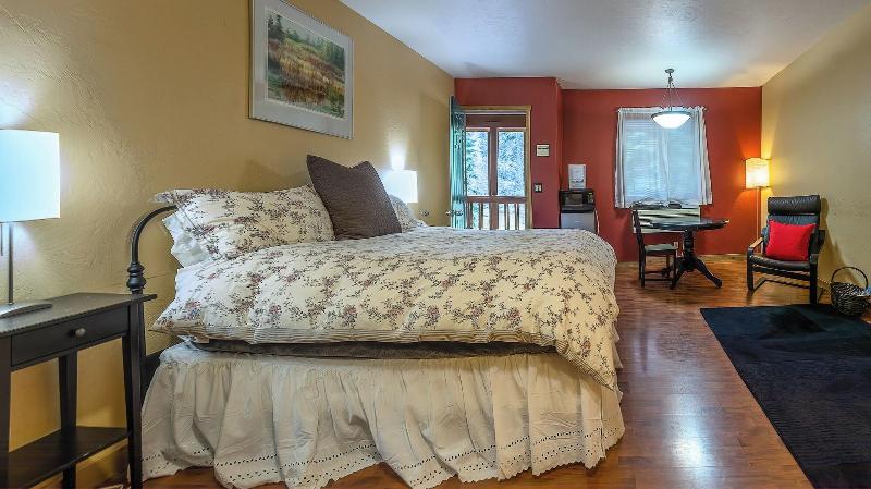 Green Springs Inn & Cabins image