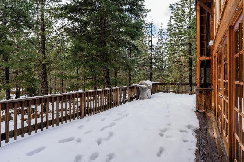 Green Springs Inn & Cabins image