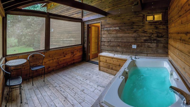Green Springs Inn & Cabins image