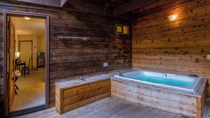 Green Springs Inn & Cabins image