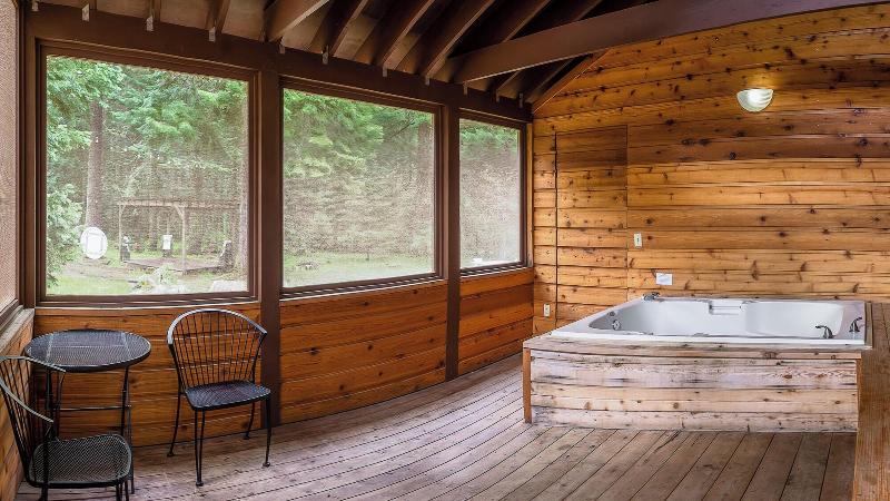 Green Springs Inn & Cabins image