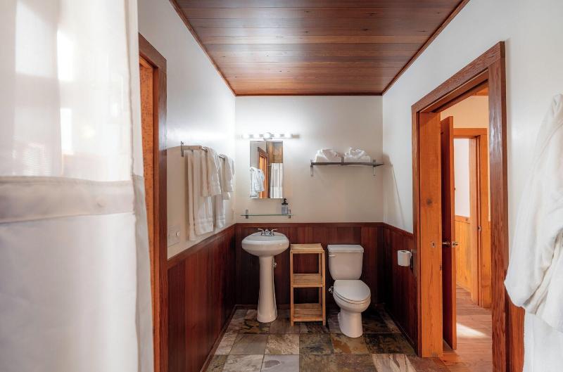 Green Springs Inn & Cabins image