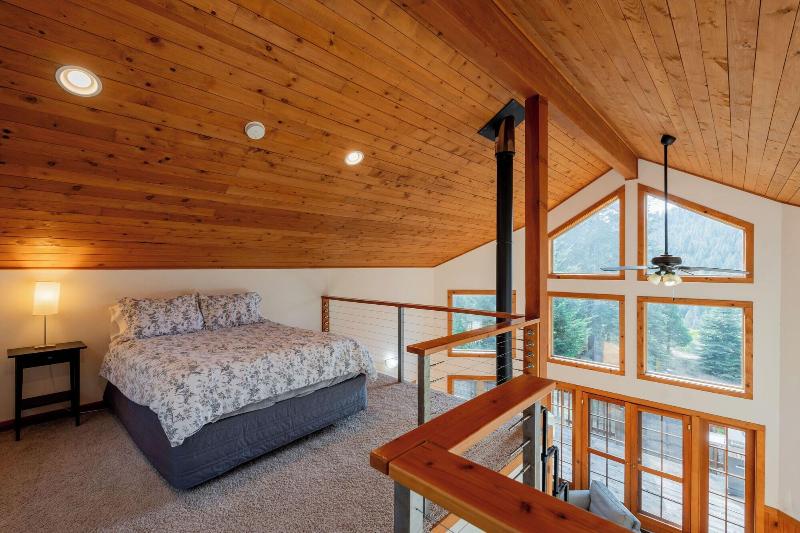 Green Springs Inn & Cabins image