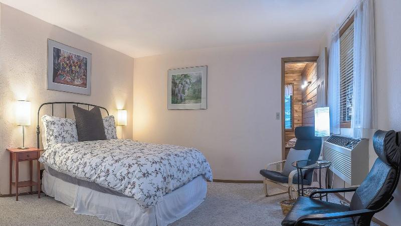 Green Springs Inn & Cabins image