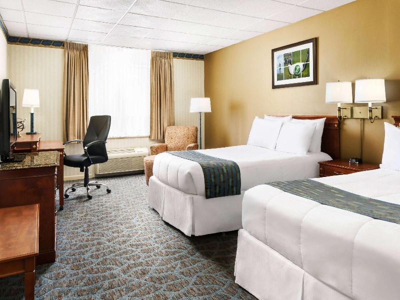 Lakeview Golf Resort & Spa image