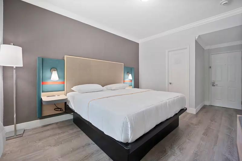 Garden Hotel Miami Airport, Trademark by Wyndham - Image 6