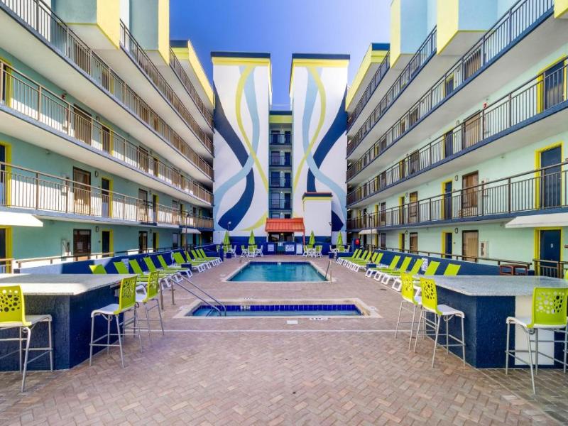Monterey Bay Suites