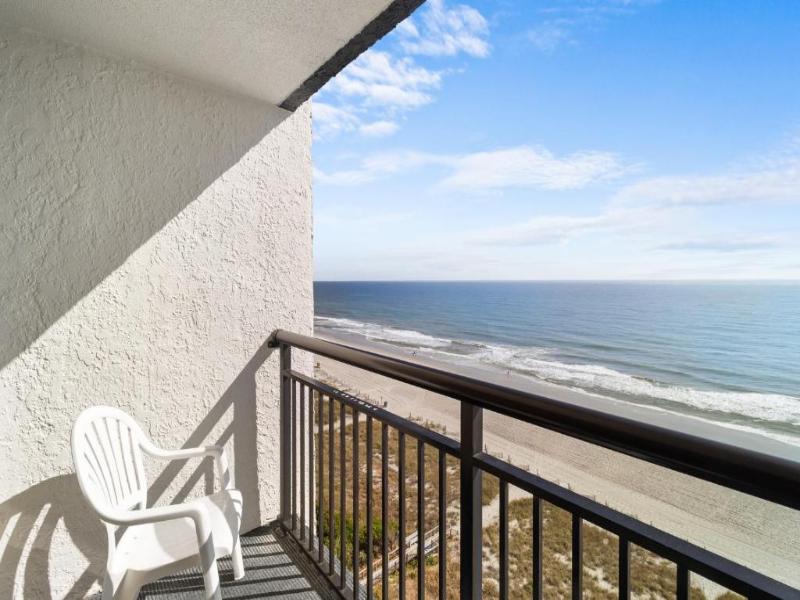 Monterey Bay Suites