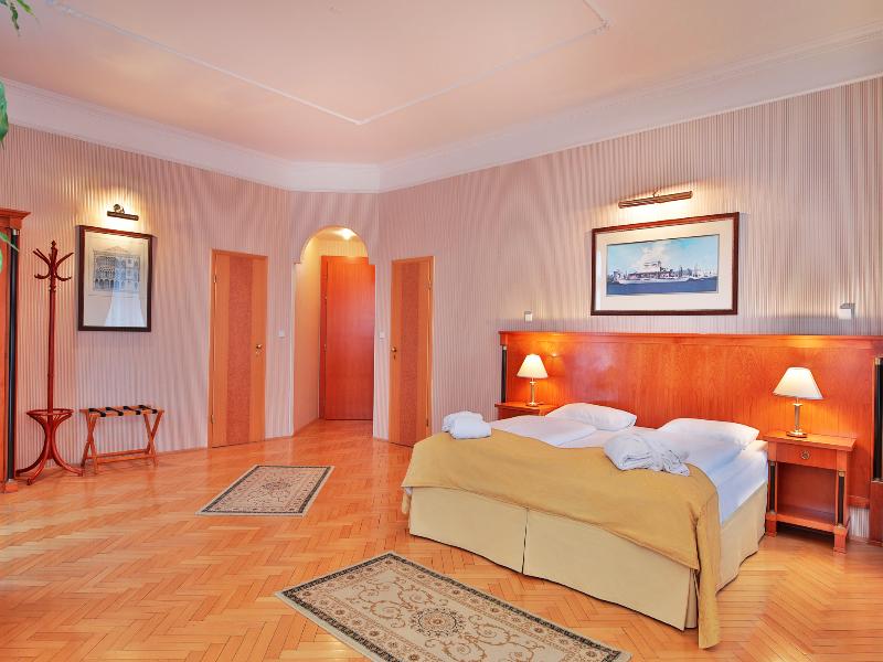 Belvedere Wellness Hotel Marianske Lazne image