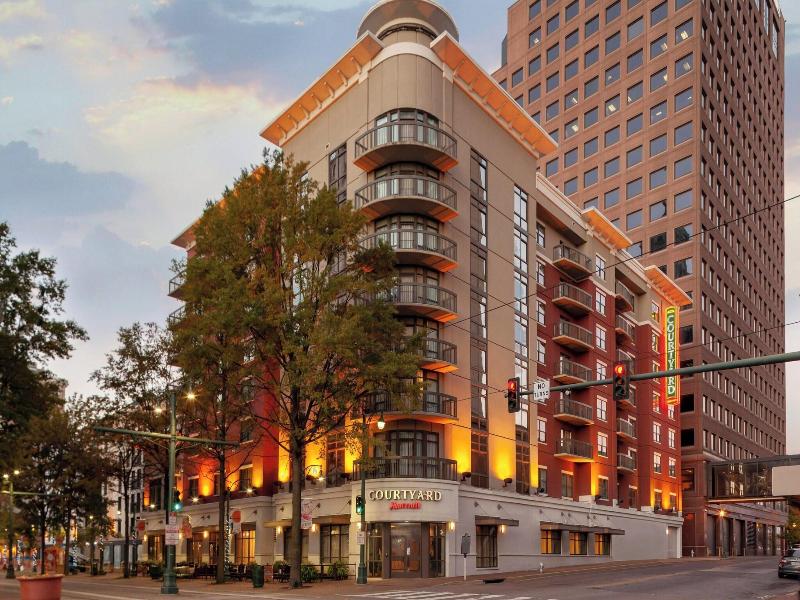 Courtyard by Marriott Downtown Memphis