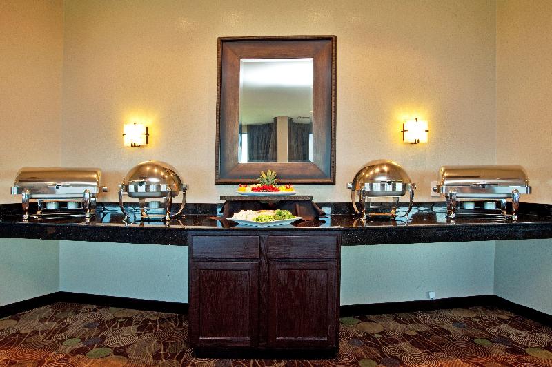 Holiday Inn New Orleans West Bank Tower image