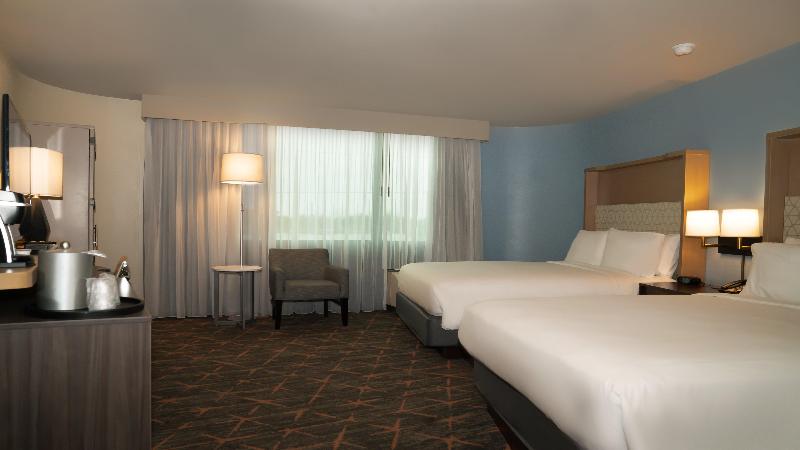 Holiday Inn New Orleans West Bank Tower image