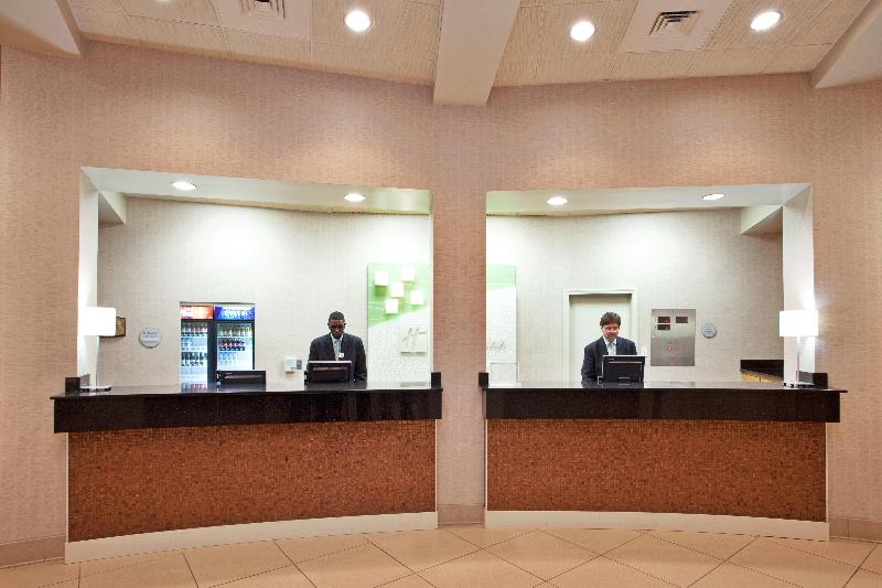 Holiday Inn New Orleans West Bank Tower image