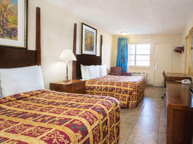 Knights Inn Orlando image