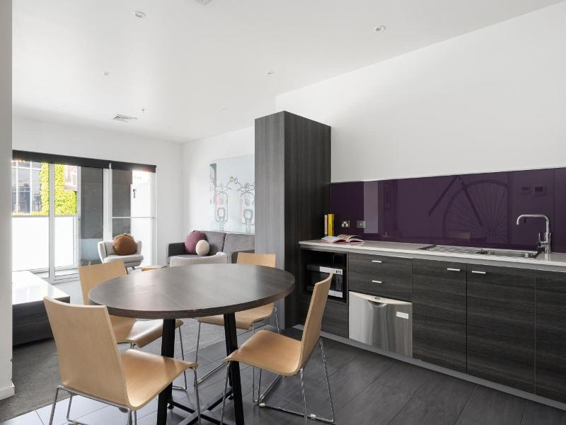 Tyrian Serviced Apartments Fitzroy image