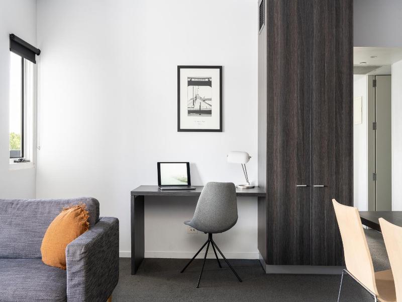 Tyrian Serviced Apartments Fitzroy image