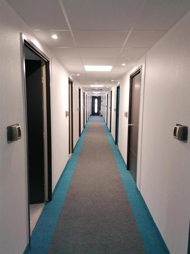 Kyriad Direct Martigues image