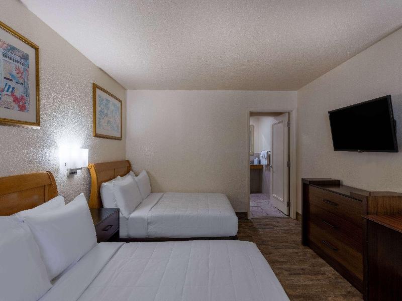 Travelodge by Wyndham Florida City/Homestead image