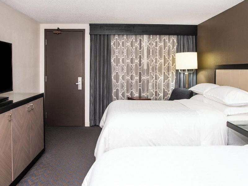 DOUBLE TWO DOUBLE BEDS — photo 20