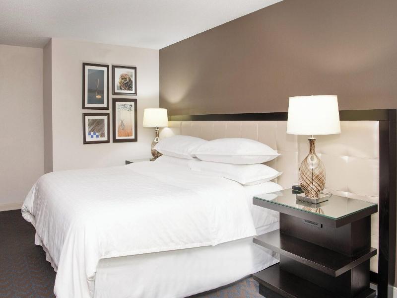DOUBLE KING SIZE BED — photo 18