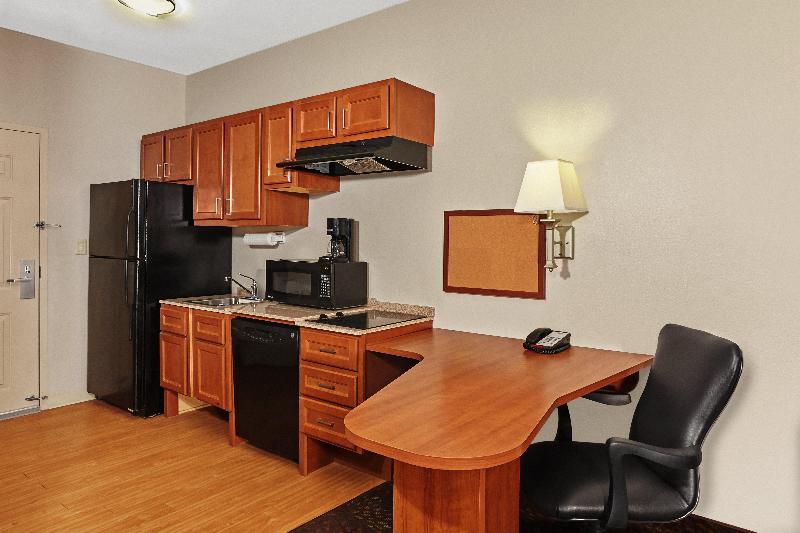 Candlewood Suites Milwaukee Airport photo 14
