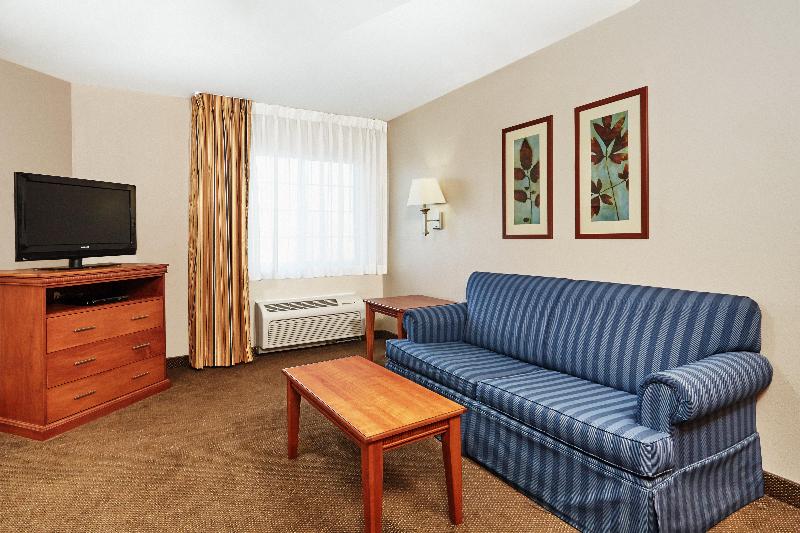 Candlewood Suites Milwaukee Airport photo 24