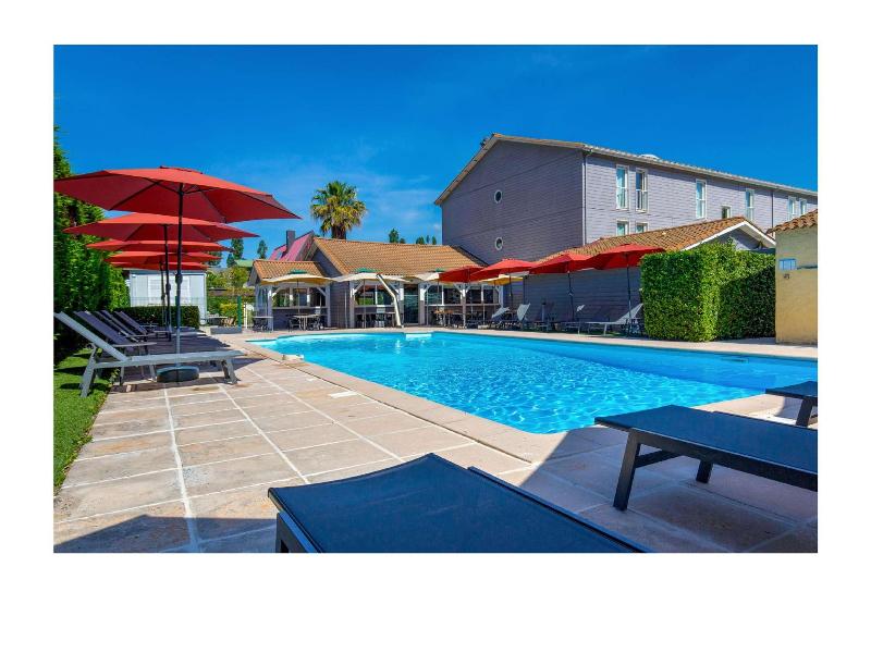 ibis Styles Aubagne Gemeno image