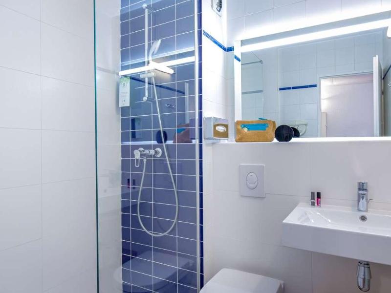 ibis Styles Aubagne Gemeno image