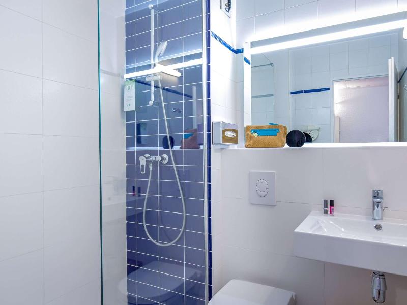 ibis Styles Aubagne Gemeno image