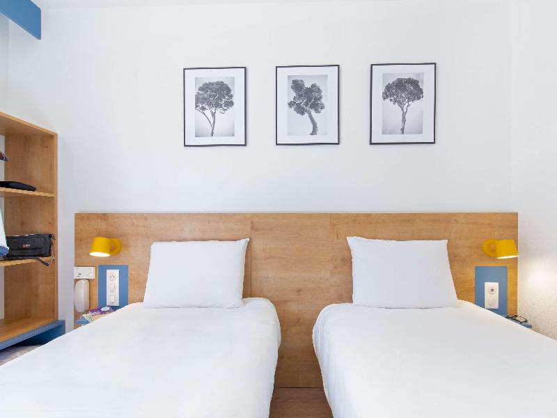 ibis Styles Aubagne Gemeno image