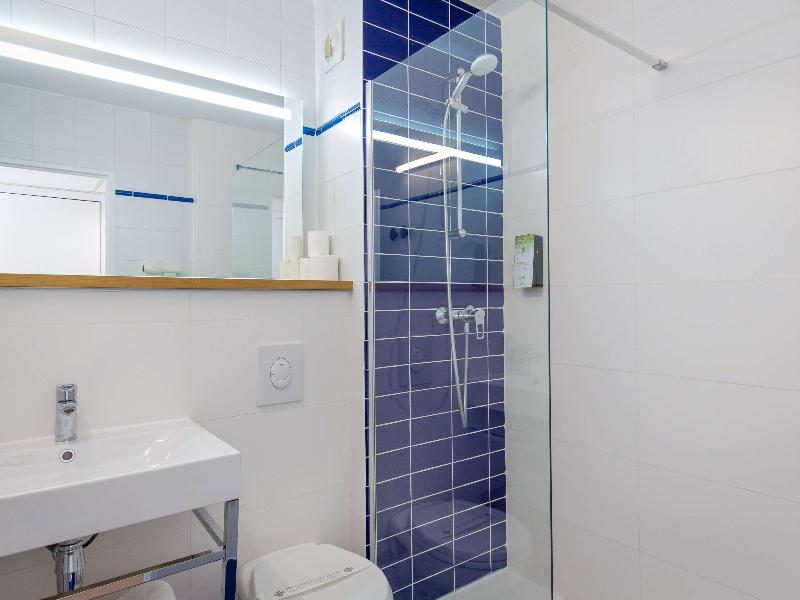 ibis Styles Aubagne Gemeno image