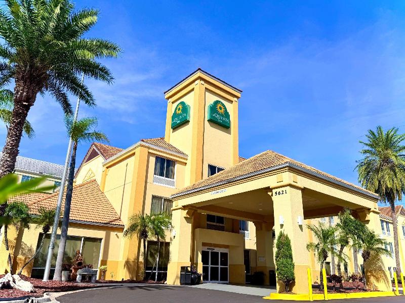 La Quinta Inn Orlando - Universal Studios image
