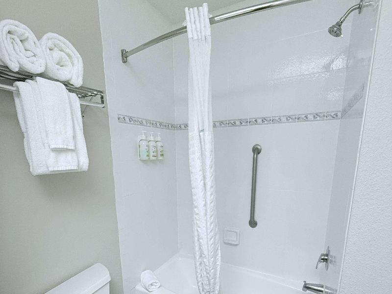 La Quinta Inn Orlando - Universal Studios image
