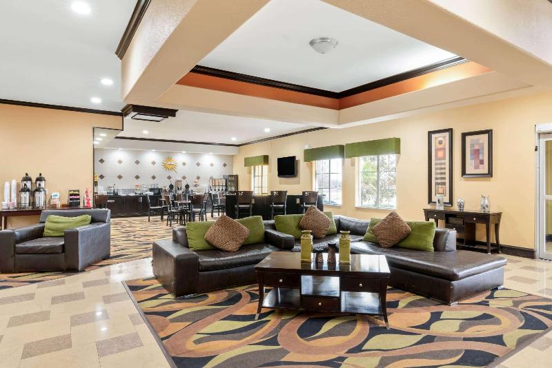 La Quinta Inn & Suites Mcalester image