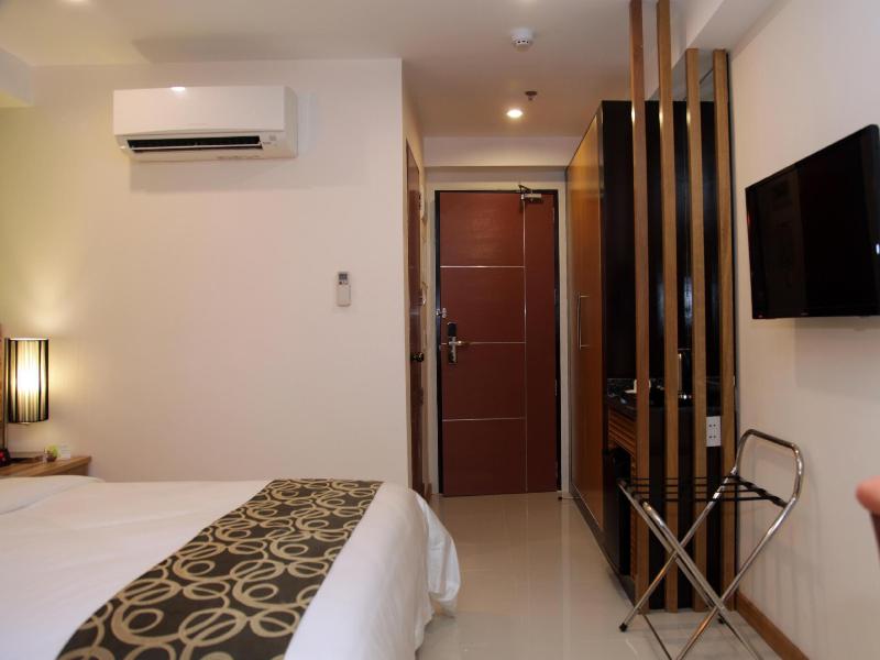 Guijo Suites Makati image