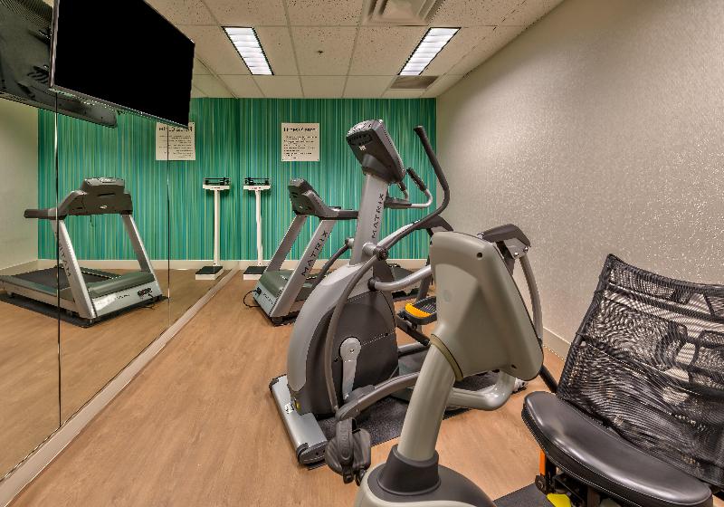 Holiday Inn Express Hotel & Suites Minden image