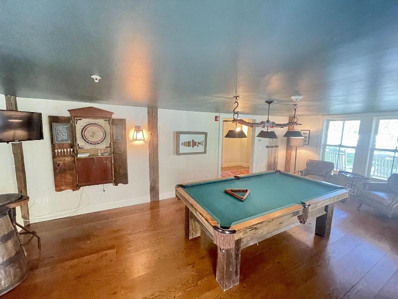 Hill Farm Inn image